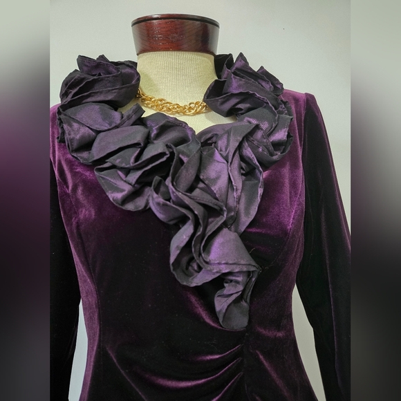 Ba Nites Eggplant Purple Velvet Ruffle Top. Size 6 - Picture 3 of 12